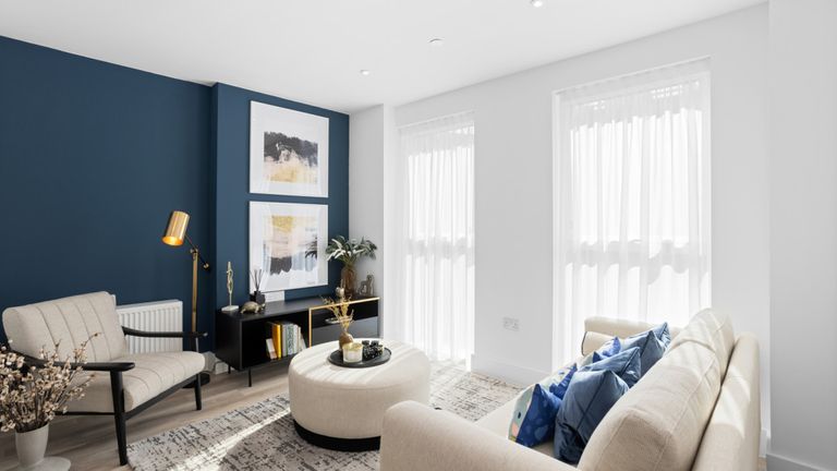 Property 3 of 7. Plot Image