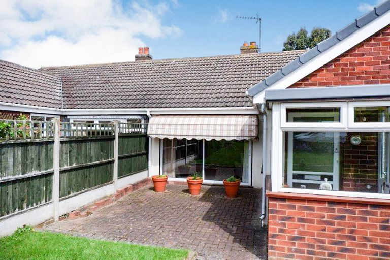 3 bed semidetached bungalow for sale in Hockley Road, Hockley