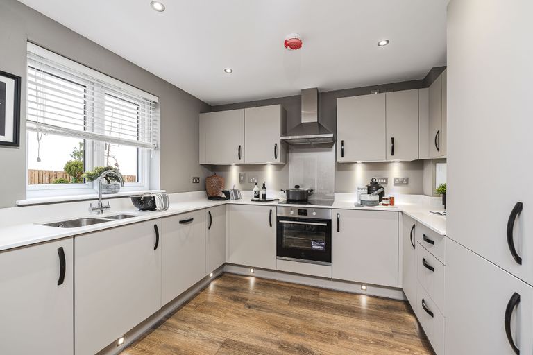 Property 3 of 10. The Kinloch