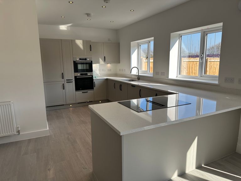 Property 3 of 14. Kitchen 
