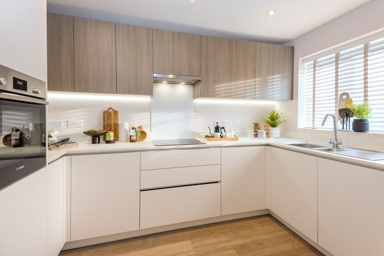 Property 3 of 10. The Hawthorn Kitche Ingatestone Grove