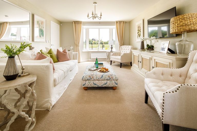 Property 1 of 13. A Large Living Room With Lots Of Space For Those Family Movie Nights