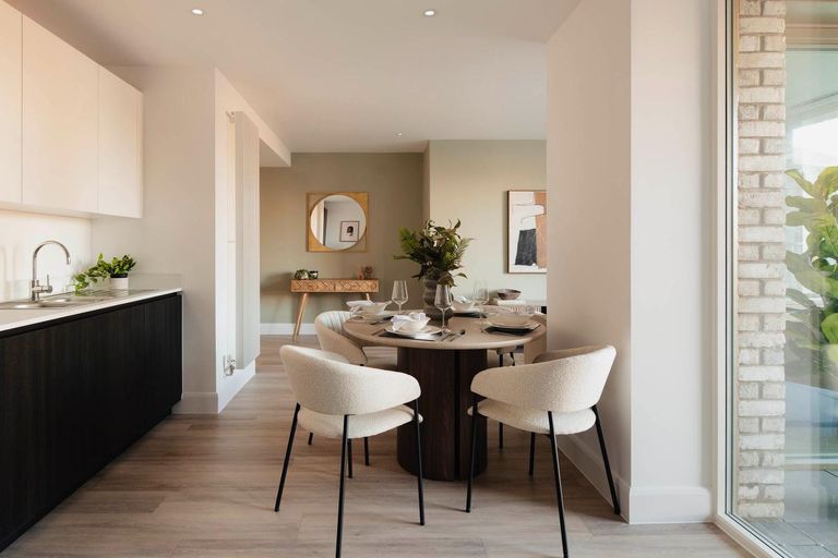 Property 1 of 20. Images