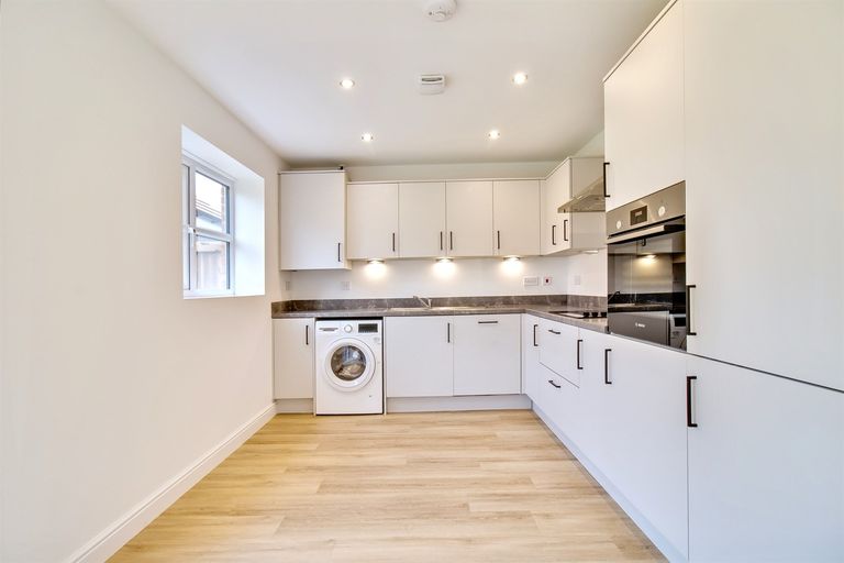 Property 2 of 16. Kitchen