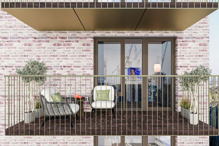 Property 3 of 6. Pullman Balcony