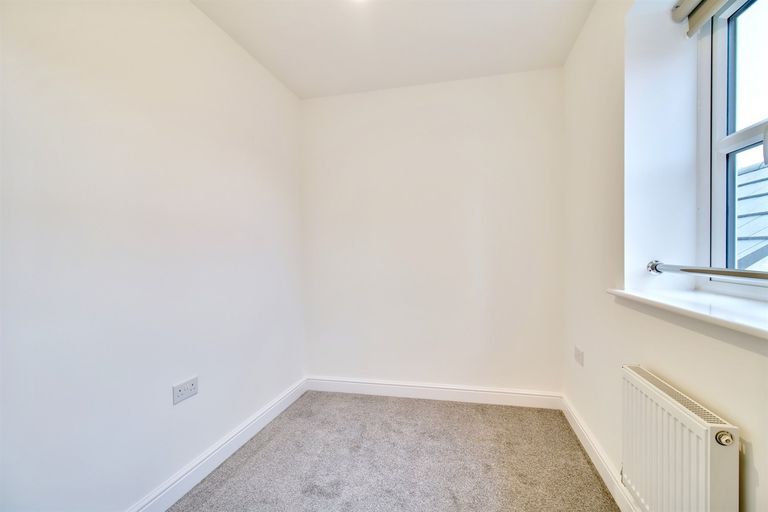 Property 3 of 4. (Main)