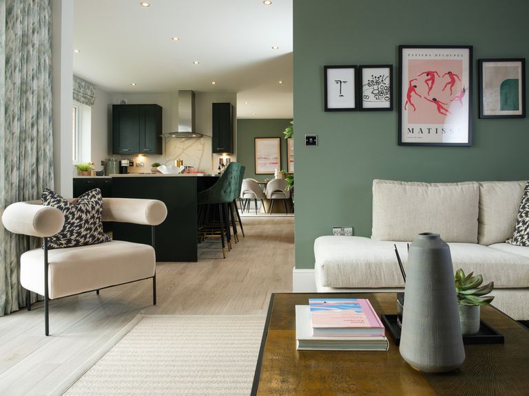 Property 3 of 10. The Richmond - Kitchen Family Dining