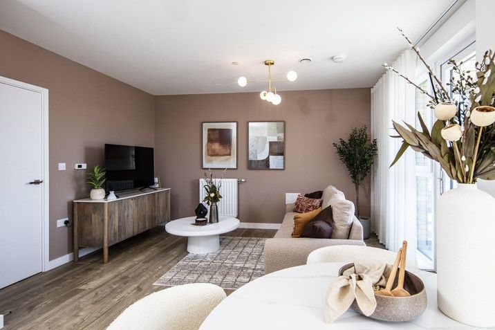 Property 2 of 14. Vb5442445 Www.Andrewhendry.Com155 716x515