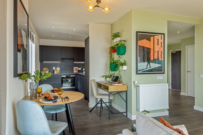 Property 2 of 5. Dining Area - Fenton Apartments