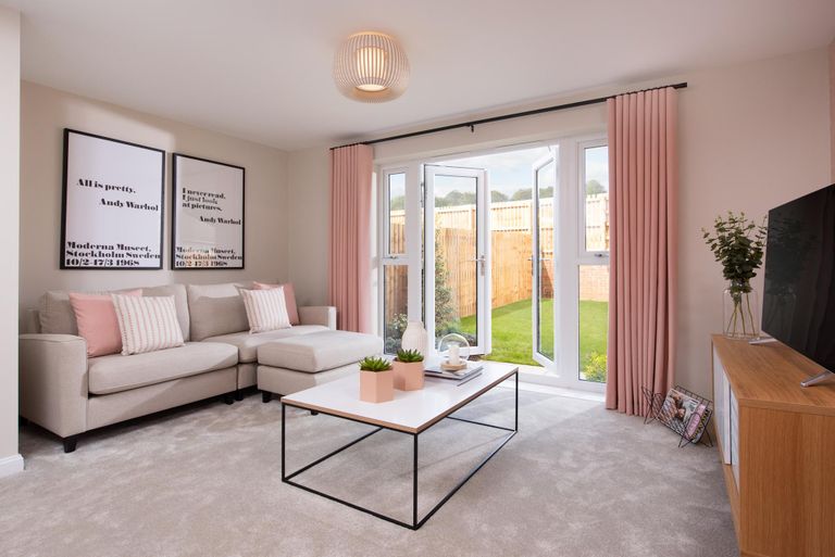 Property 2 of 9. Folkestone Lounge