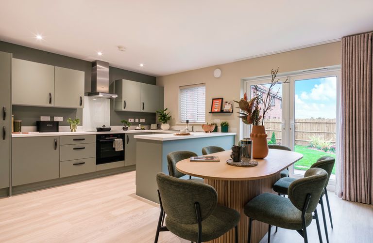 Property 1 of 8. The Jackdaw021