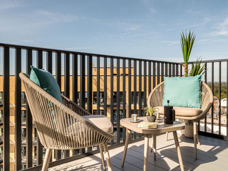 Property 1 of 8. Apartment 86 - Starling House