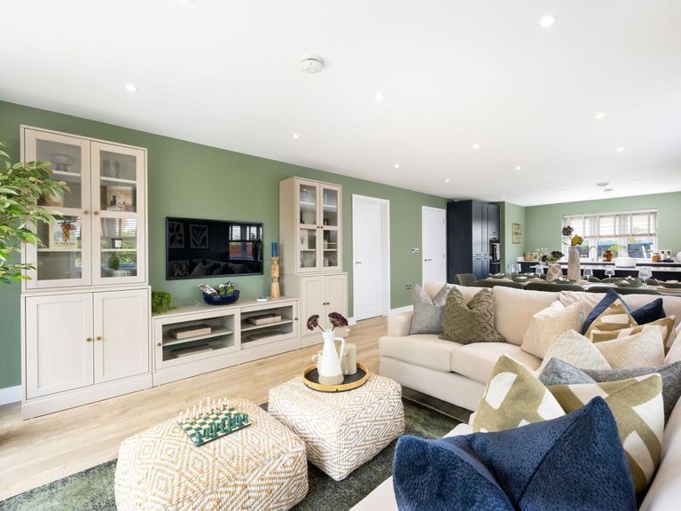 Property 2 of 16. The Bluebell, Number 93