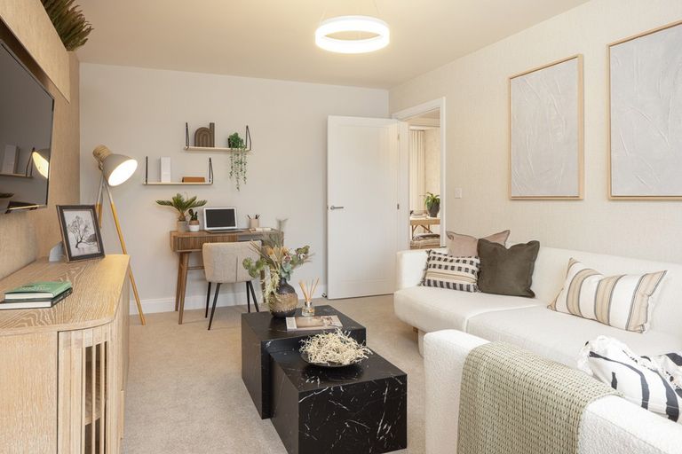 Property 3 of 9. Knightwood Chase, Fordingbridge