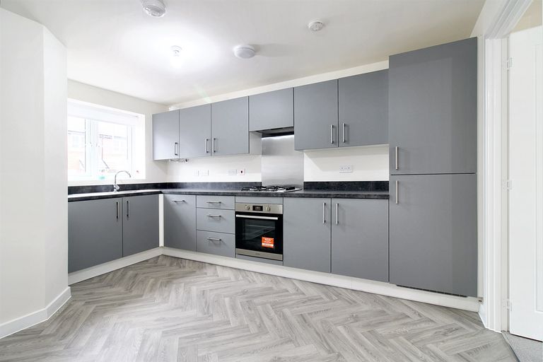 Property 2 of 10. Kitchen