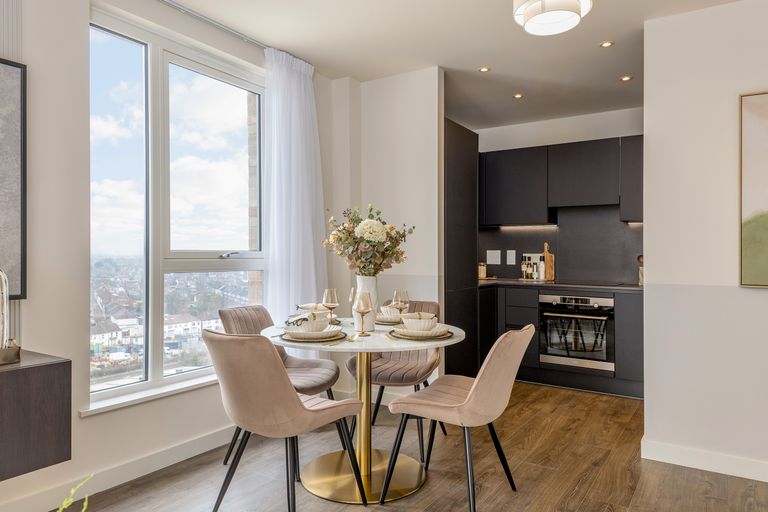 Property 2 of 6. Fenton Apartments - Show Apartment
