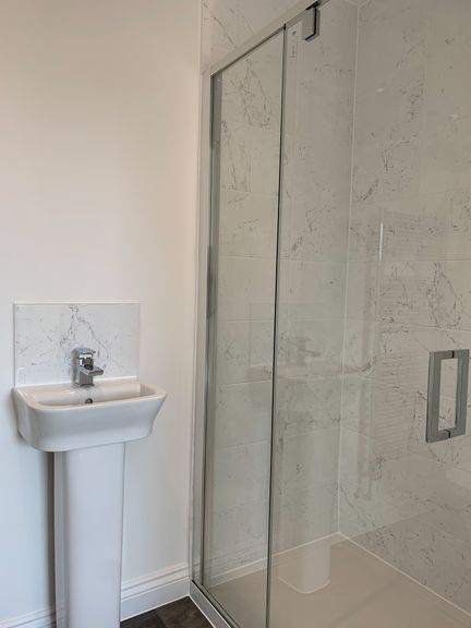 Property 3 of 11. Ensuite