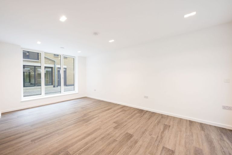 Property 2 of 26. Images