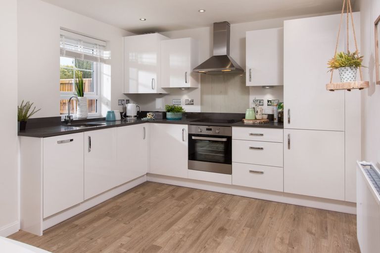 Property 3 of 9. Kitchen Maidstone