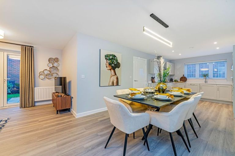 Property 3 of 10. The Roydon