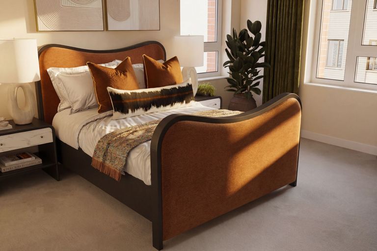 Property 3 of 7. Main Bedroom