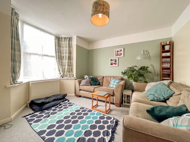 4 bed detached house for sale in Stopford Road, Gillingham ME7 Zoopla