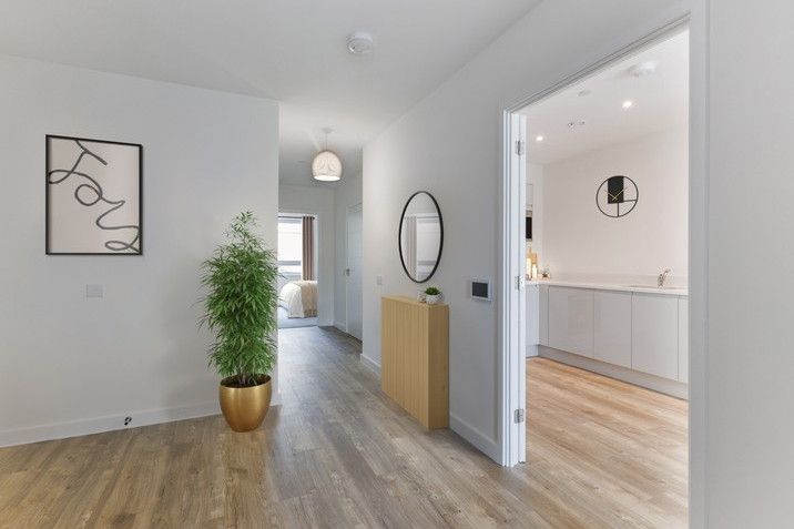 Property 2 of 13. Vb5474764 94533 Plot 76 On 8th Floor North Woolwich Royal Docks   17  716x515