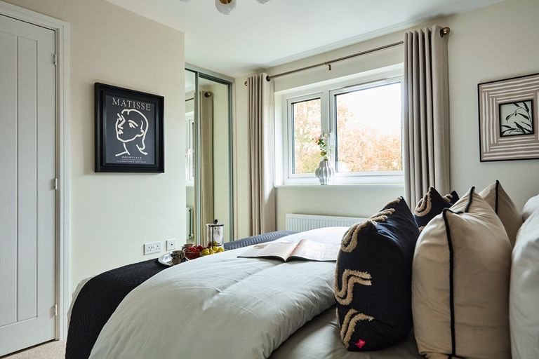 Property 1 of 17. Energy Saving Features Throughout