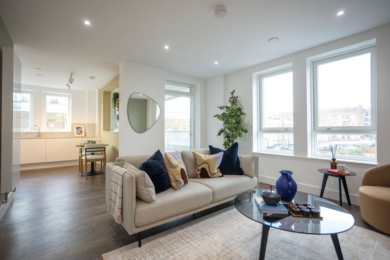 Property 2 of 7. Show Apartment