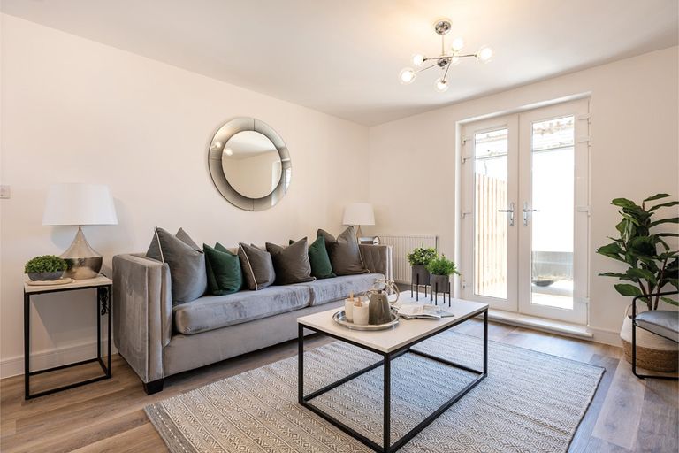 Property 2 of 7. Bright And Airy With Double Doors Out To The Patio