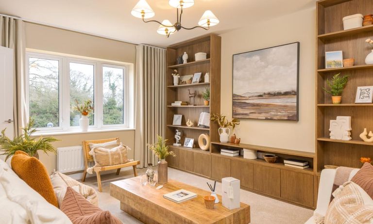 Property 2 of 8. Dandara - Zoopla -