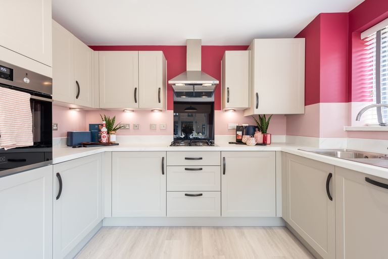 Property 3 of 8. Hesketh14