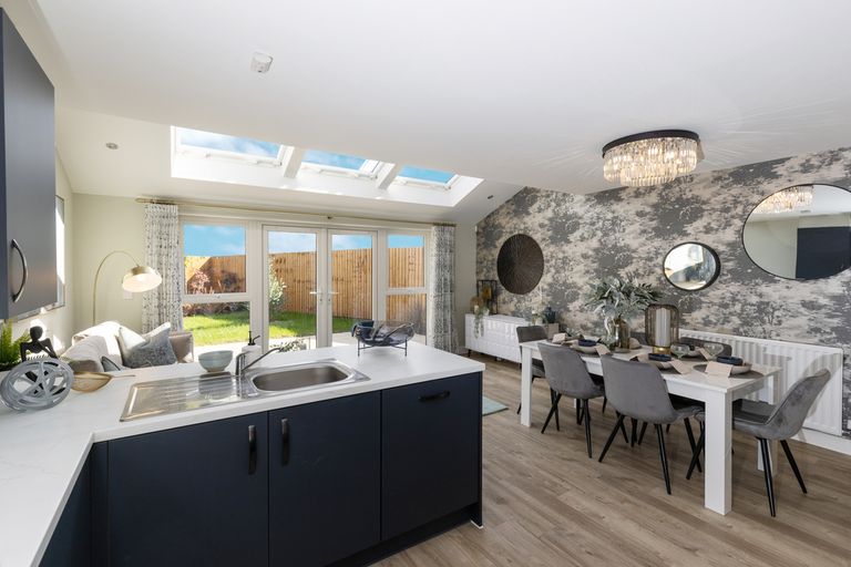 Property 2 of 5. 189A8764-Rt