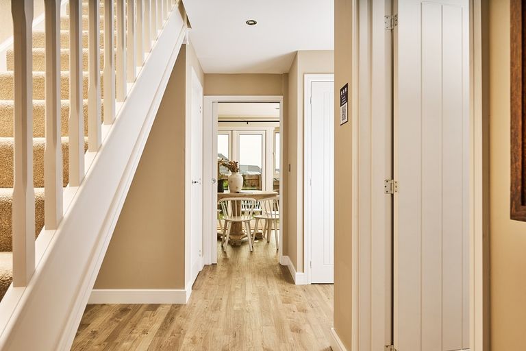 Property 2 of 12. Light And Airy Hallways