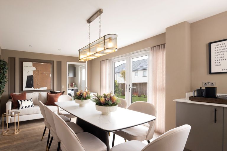 Property 3 of 10. Crombie Kitchen Dining