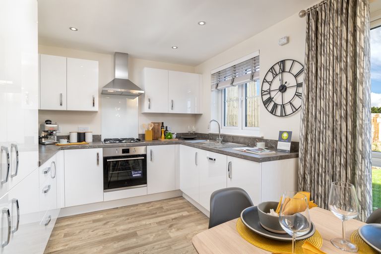 Property 3 of 10. Kings Gallop-Glamis-Bgam02Gd-100123-23