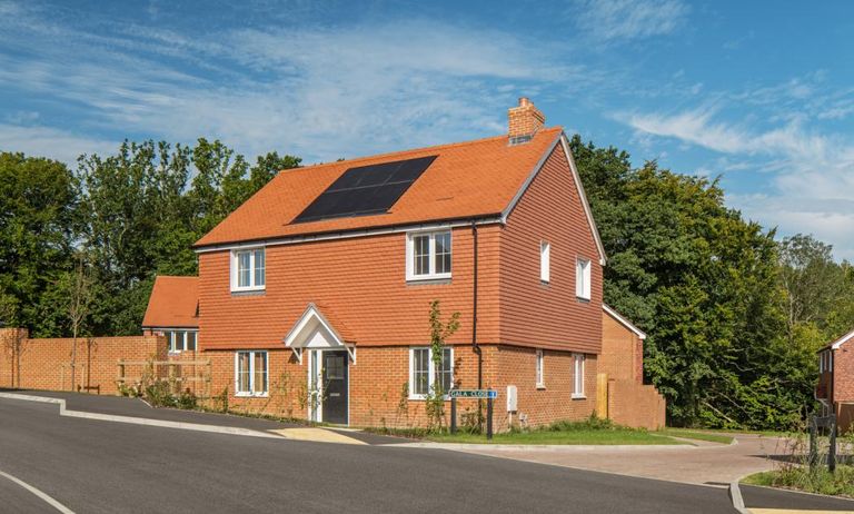Property 3 of 8. Dandara - Zoopla -