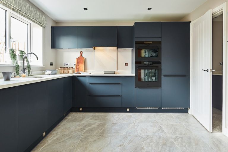 Property 3 of 12. A Family Kitchen With Lots Of Storage