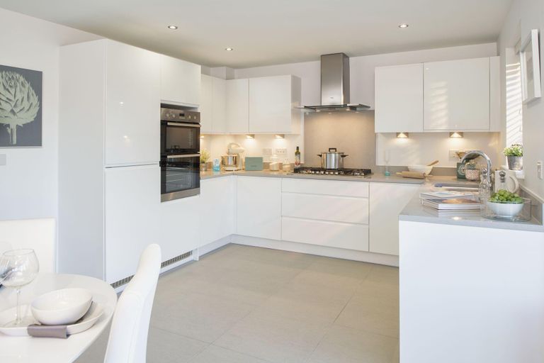 Property 1 of 7. Kitchen, Parkin