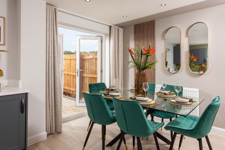 Property 3 of 10. Fulwood