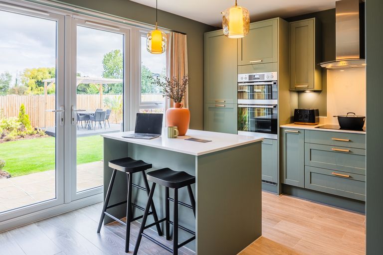 Property 2 of 9. Kitchen In The Lincoln 3