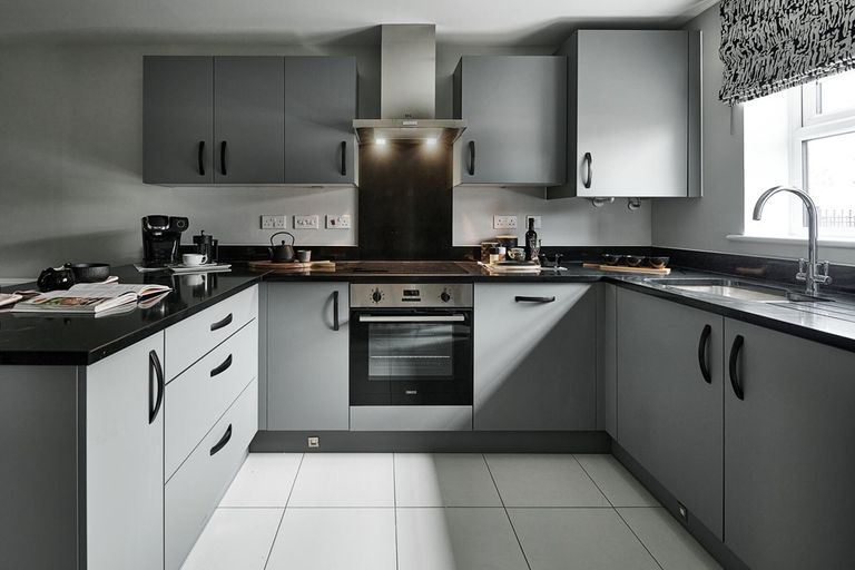 Property 2 of 13. Cook All Your Family Favourites