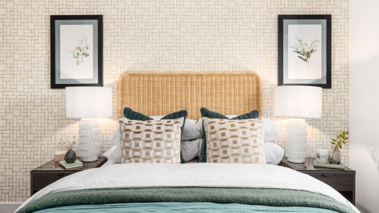 Property 3 of 9. Plot Image