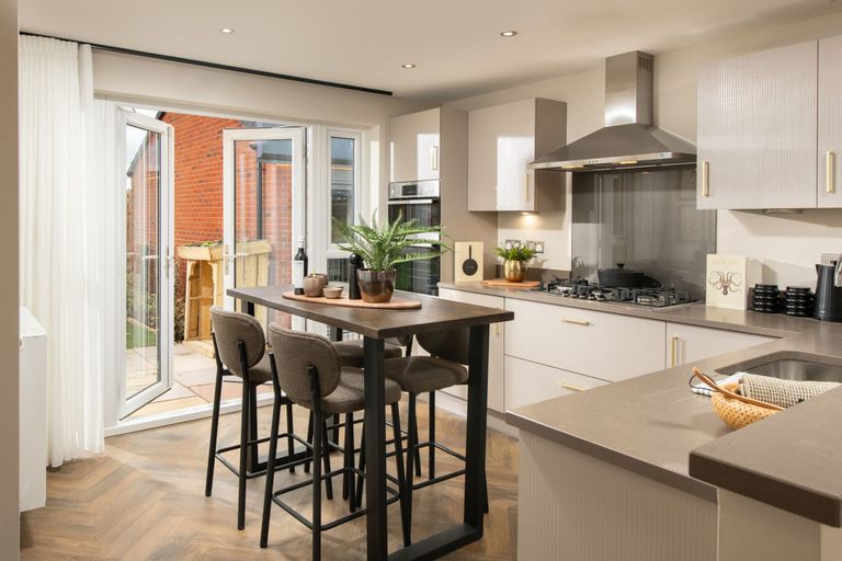 Property 3 of 10. Open-Plan Kitchen