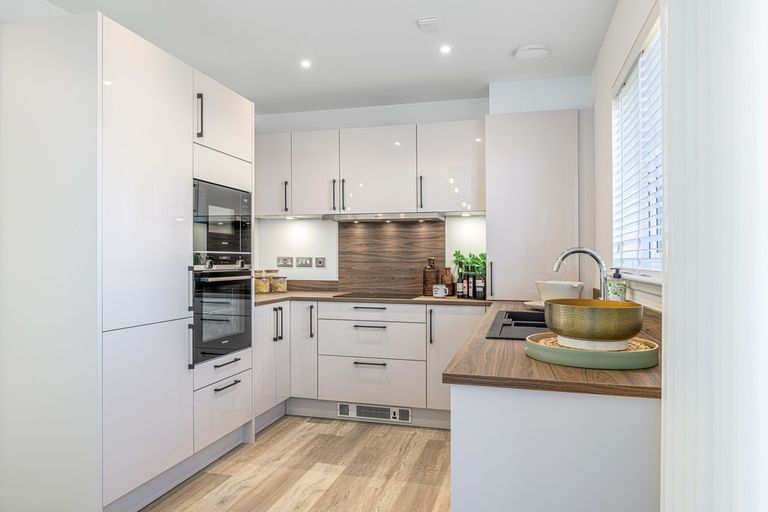 Property 2 of 6. Erica Ingatestone Grove Kitchen