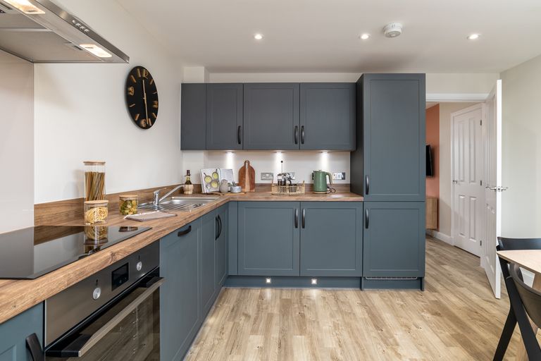 Property 2 of 10. Dev001532_Cupar_Bcup_Ness Castle_Internal_120423_09