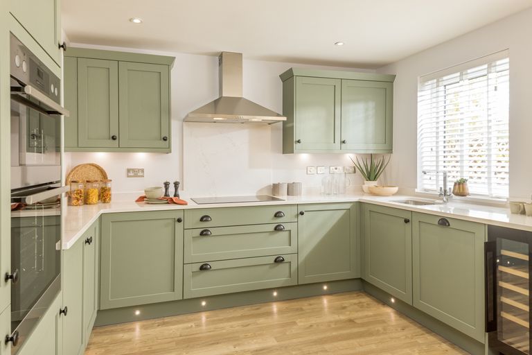 Property 2 of 10. Fiddington Fields Holden Kitchen
