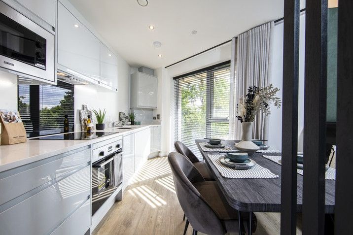 Property 2 of 13. Vb2065504 Www.Andrewhendry.Com3 716x515