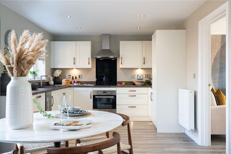 Property 3 of 8. Representative Image