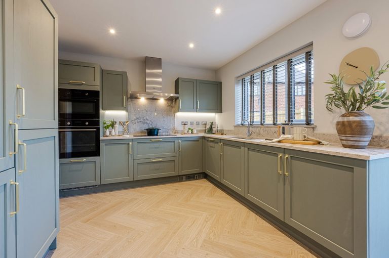 Property 2 of 11. Langley_Seabrook_Orchards_Kitchen_Dining_Family_1